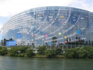 UE: CONTRIBUENTI PROTETTI IN CASO DI BANCHE IN DIFFICOLTA’ item-thumbnail